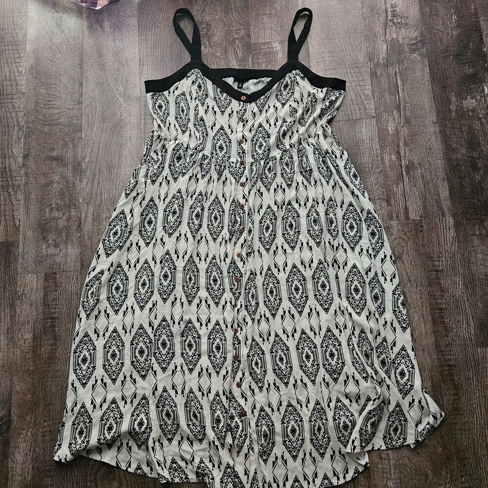 Torrid Midi Rayon Slub Button Front Sundress - Picture 3 of 4